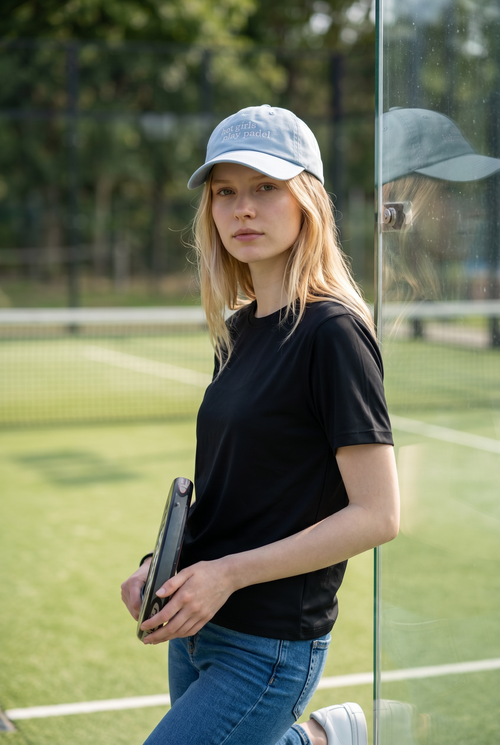 Hot girls play padel Cap - Light blue